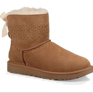 Womens UGG Australia Dae Sunshine Boots